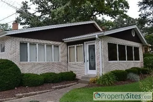 11312 Hiawatha Ln photo 1