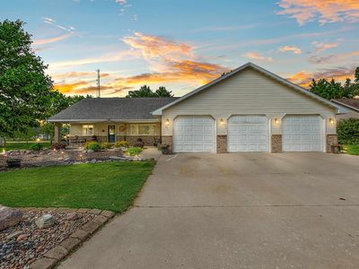 831 Browning Dr, Seymour, WI, 54165