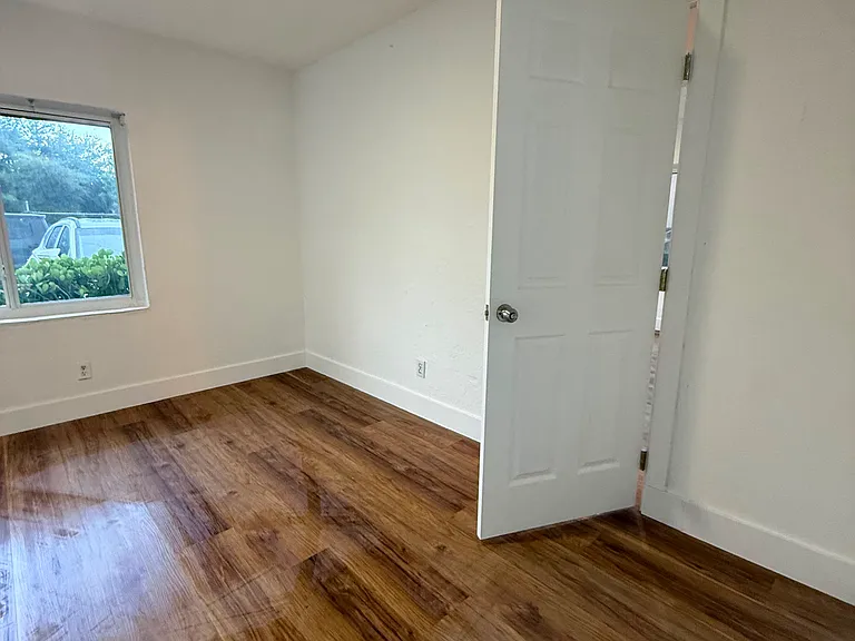 6920 NW 6th Ct #2 — Photo 9
