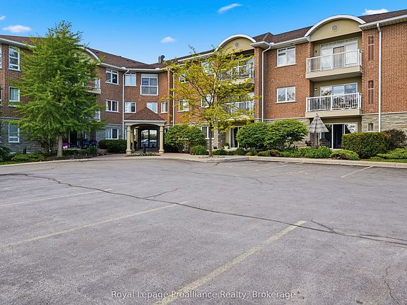 5th image of 15 Heartwood Dr #101