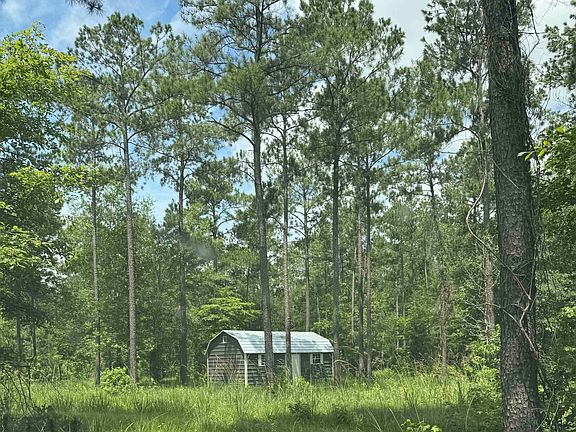 4th image of 90 County Divide Rd