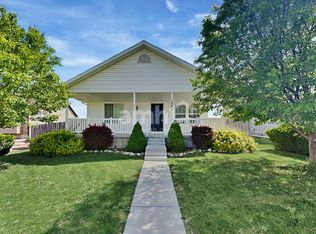1886 E Juniper Dr, Eagle Mountain, UT 84005