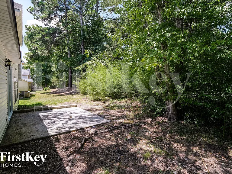 6388 Phillips Ct — Photo 15