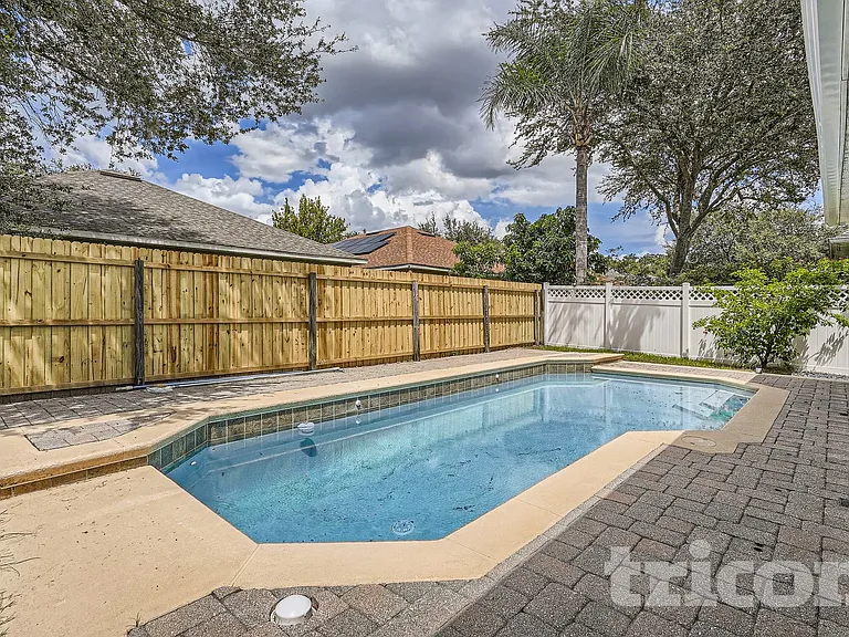 5555 Burlwood Dr — Photo 22