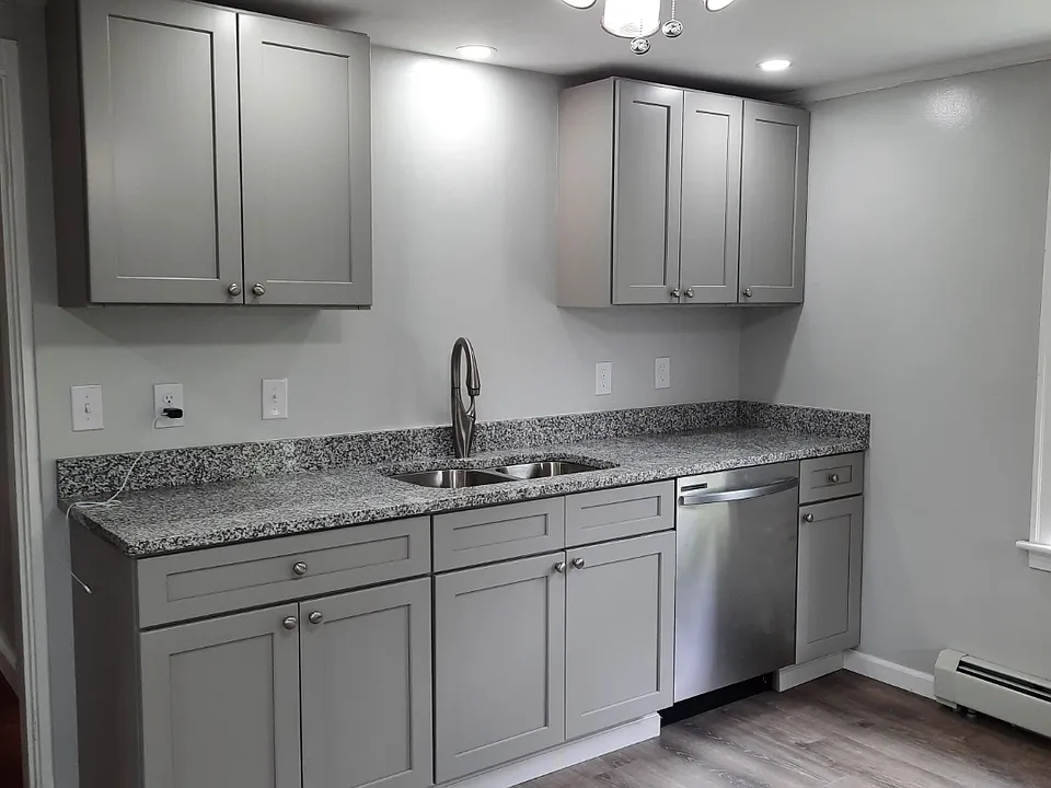 24 Pearl St #2