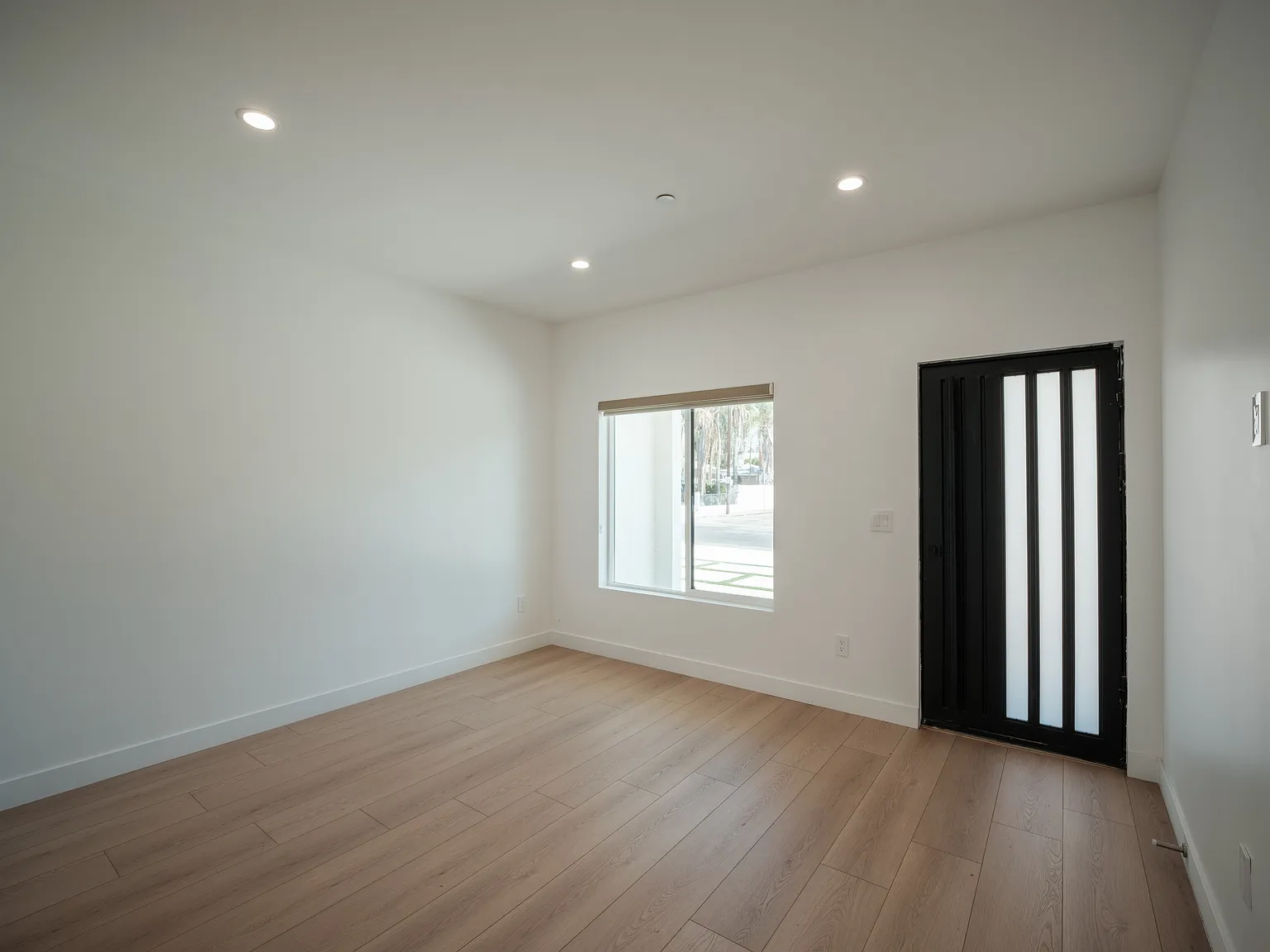 2 bed, 1400 sqft, $3,500 — Photo 4