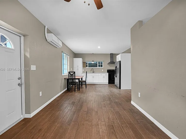 81 NW 41st St — Photo 7