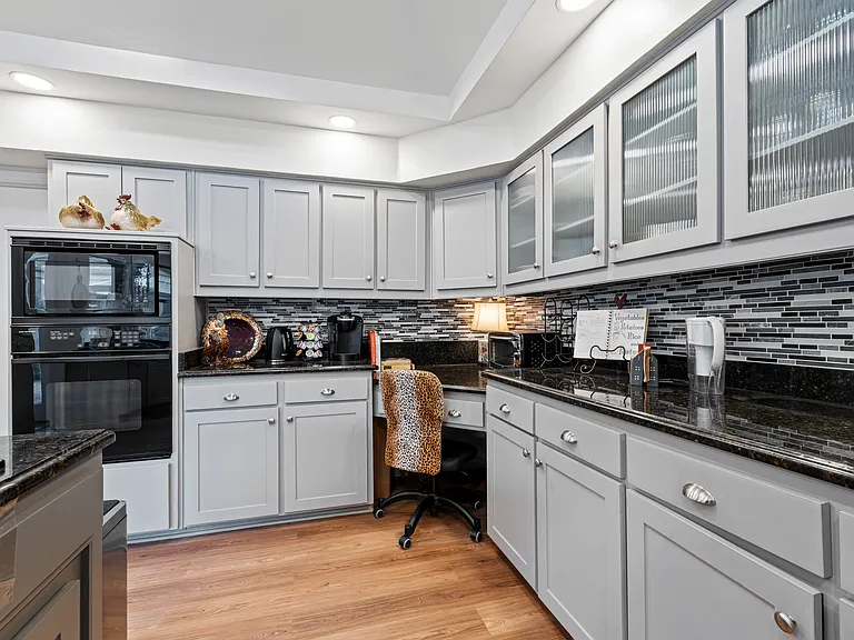 6002 Blue Bay Dr — Photo 10