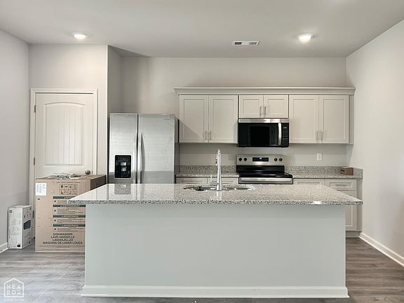 4829 Edgemont Dr, Jonesboro, AR 72405 | Zillow