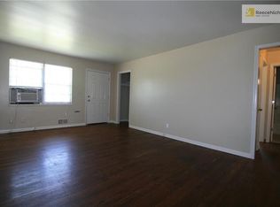 821 S Grant St, Olathe, KS 66061
