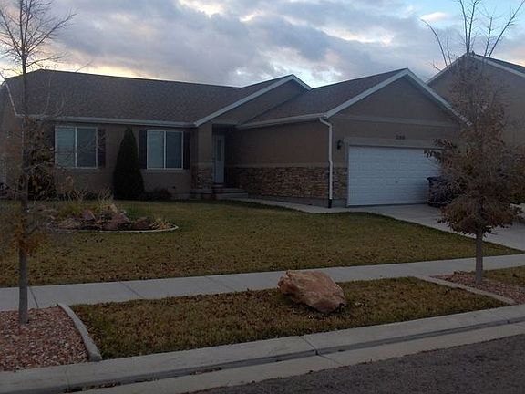 2nd image of 3208 S Hunter Farm Way