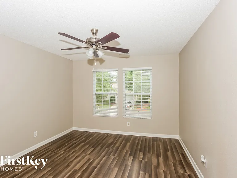 7120 Sycamore Grove Ct — Photo 8