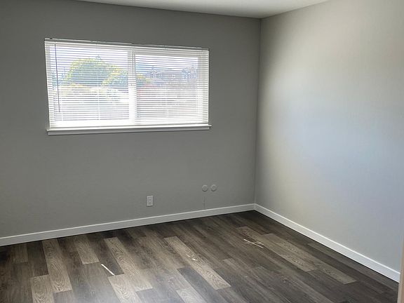 4th image of 934 Ironwood Dr