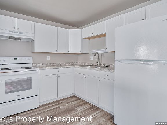 3rd image of 2262 Eastman Ave APT 9