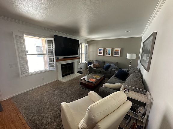 3rd image of 4011 Louisiana St Unit 2