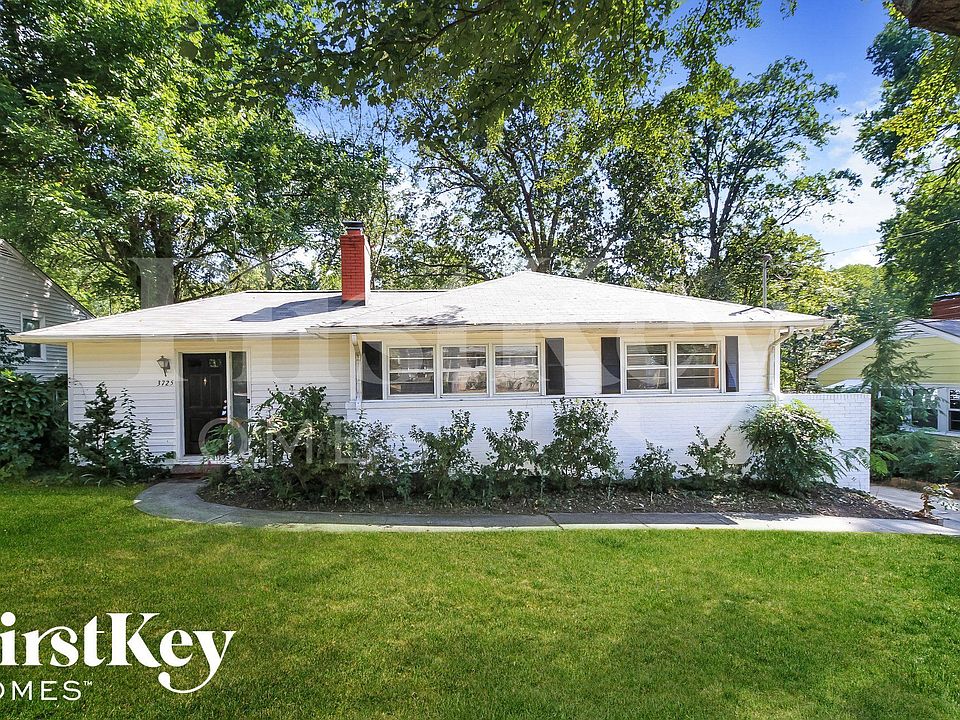 1st image of 3725 Manor Dr