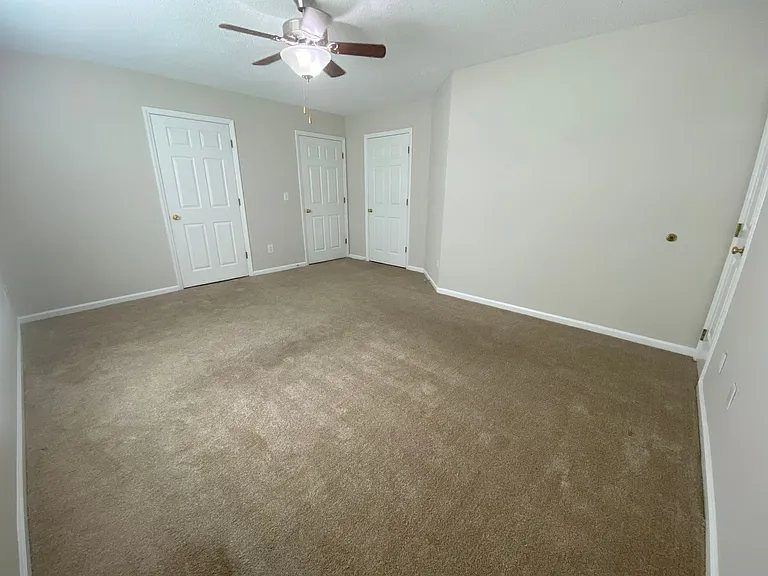 Meridian Park Apartments — Photo 140