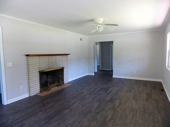 2nd image of 109 Holly Dr
