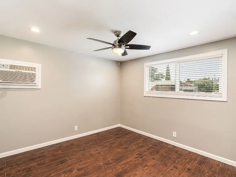 301 Baylor Dr — Photo 19