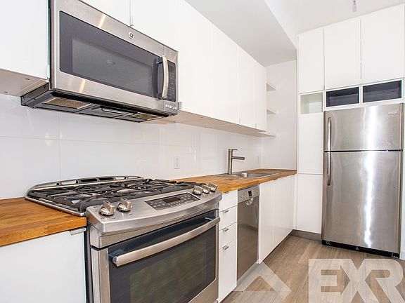 2nd image of 44 Ludlam Pl #A