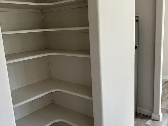 4th image of 13325 Peninsula Dr