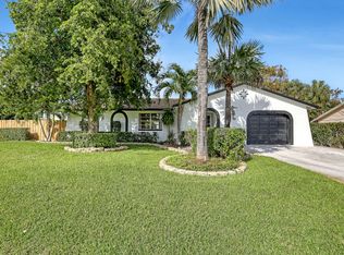 3209 Tropical Trl, Lake Worth, FL 33462