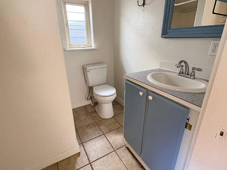 6239 SW Jetty Ave — Photo 12