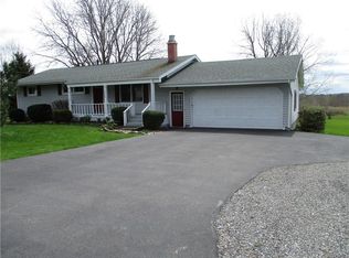 7554 Chestnut Ridge Rd, Lockport, NY 14094