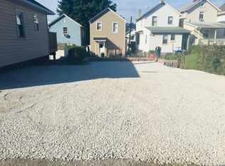 602 6th Ave, Coraopolis, PA 15108