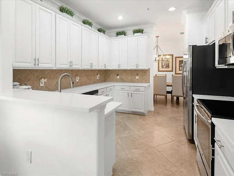9476 Napoli Ln #202 — Photo 8