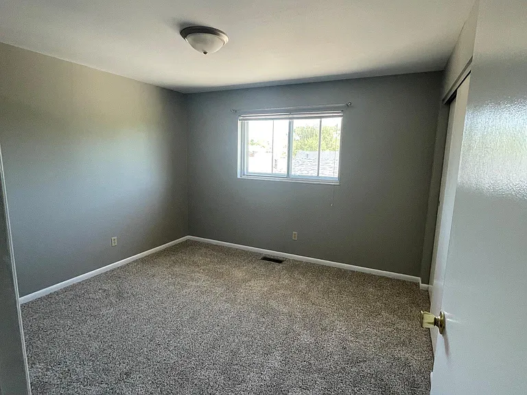 540 Thoma Pl #C — Photo 23