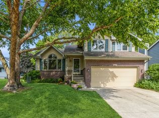 6403 Hickory Ln, Urbandale, IA 50322