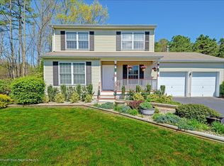 1 Mayfair Ct, Jackson, NJ 08527