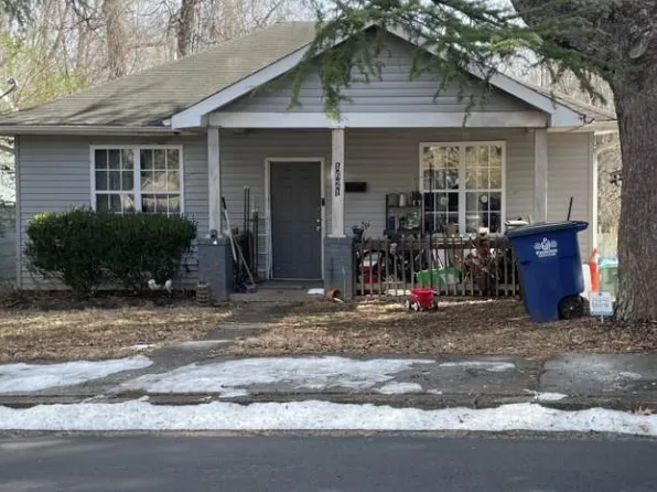 1621 Attucks St, Winston Salem, NC 27105