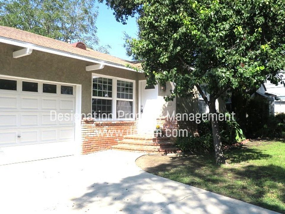 1st image of 925 N California St