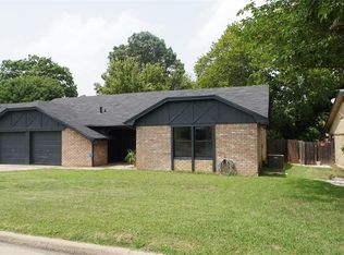 4707 Elkwood Ln, Arlington, TX 76016