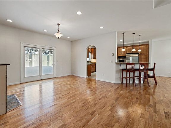 4th image of 2831 Chief William Dr #18