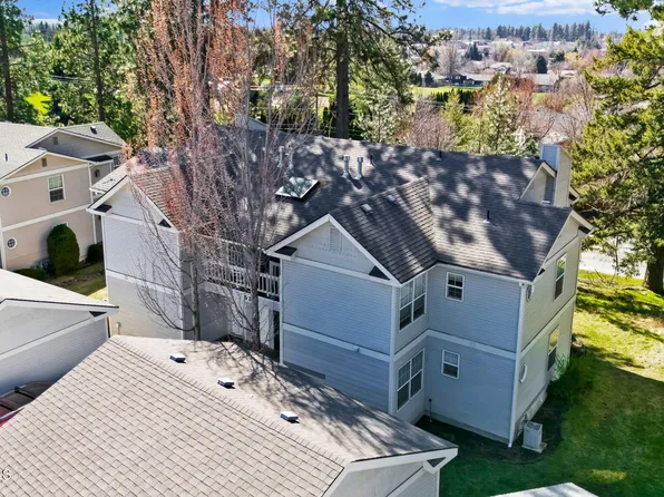 8233 N Ridgewood Dr APT 4, Hayden Lake, ID 83835