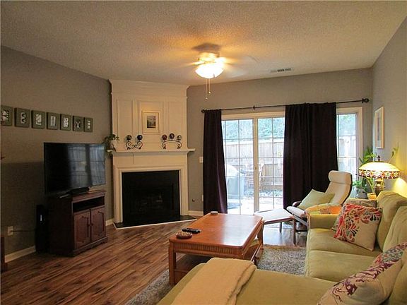 4th image of 231 Buckland Dr