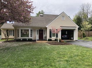 1688 Redington Ln, Charlottesville, VA 22901