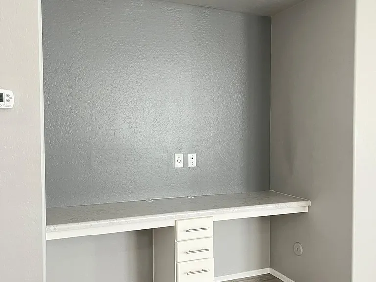 8503 W Peppertree Ln — Photo 36