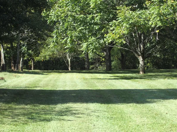 293 Nodine Rd, Campobello, SC 29322