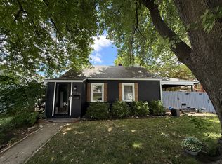 4705 Reinhardt Dr, Roeland Park, KS 66205