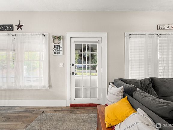 5th image of 726 May Street