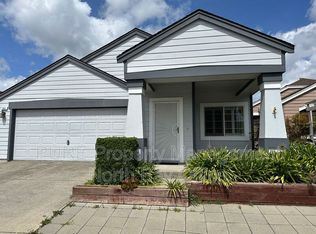 701 Powderhorn Ave, Santa Rosa, CA 95407