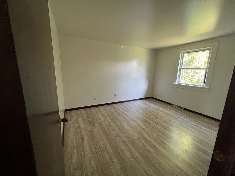26 Sherry Dr #UPPER — Photo 8