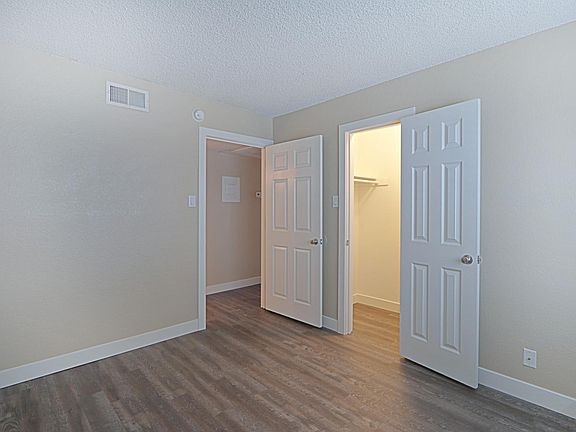 2nd image of 3810 N Maryvale Pkwy APT 2008