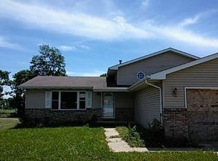 6675 Silver Cloud Dr, Portage, IN 46368