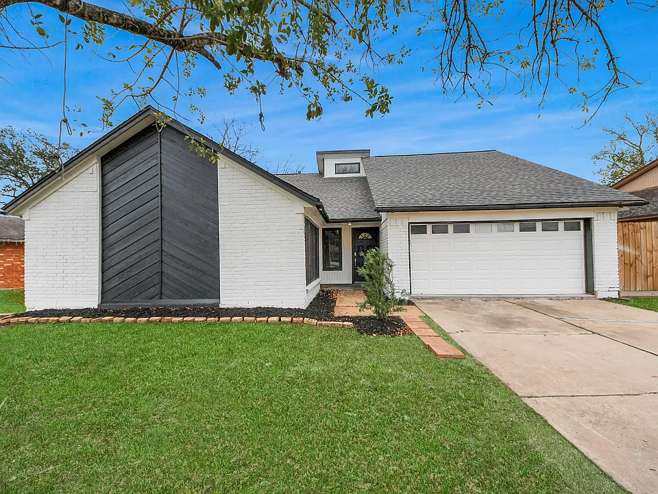 718 Land Grant Dr
