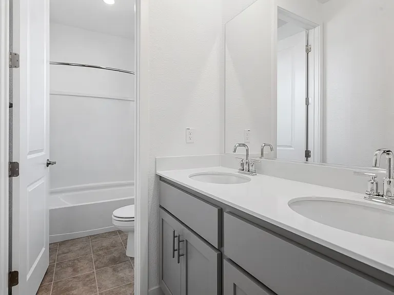 Oak Trail Dr — Photo 15